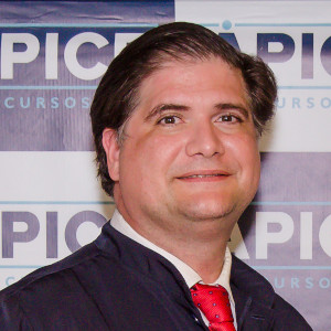 Ricardo Viana - Diretor de produtos - Poupex